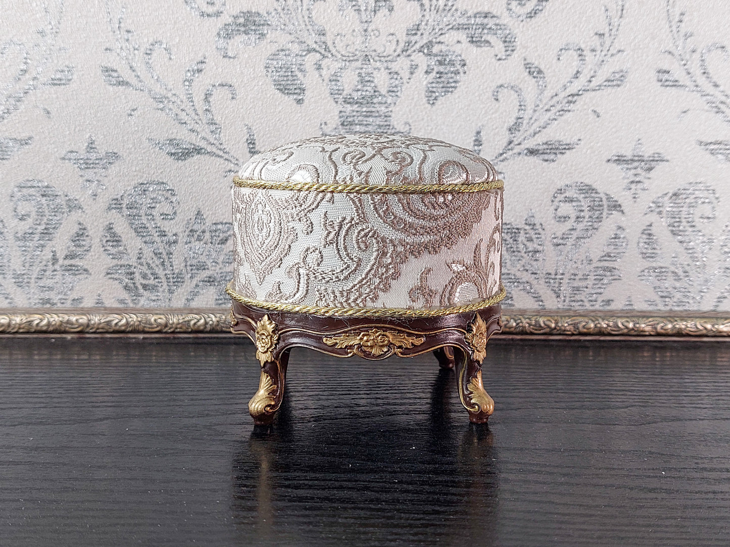 Baroque ottoman for dolls, brown & silver
